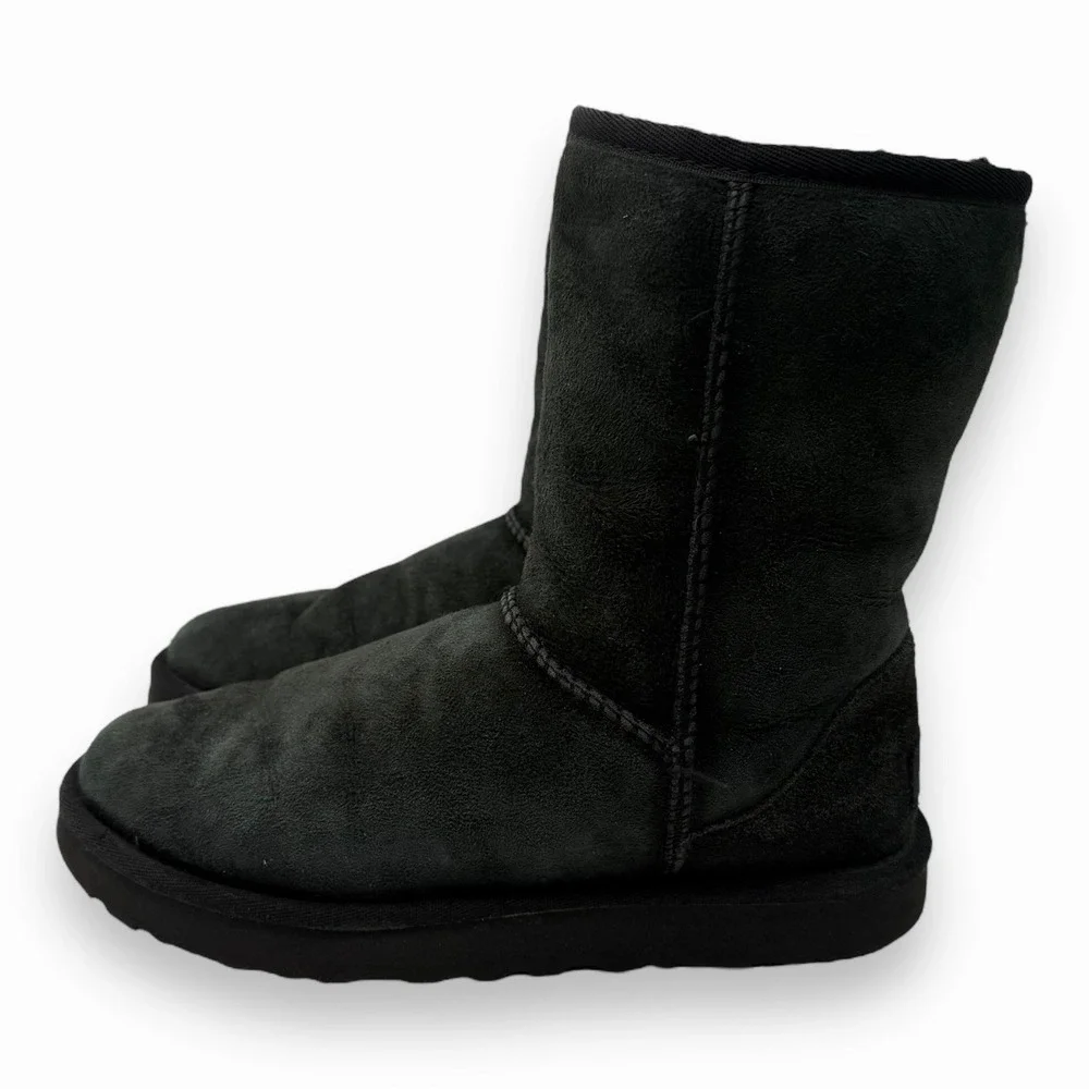 UGG Women's Boots Classic Short II Black Size 6